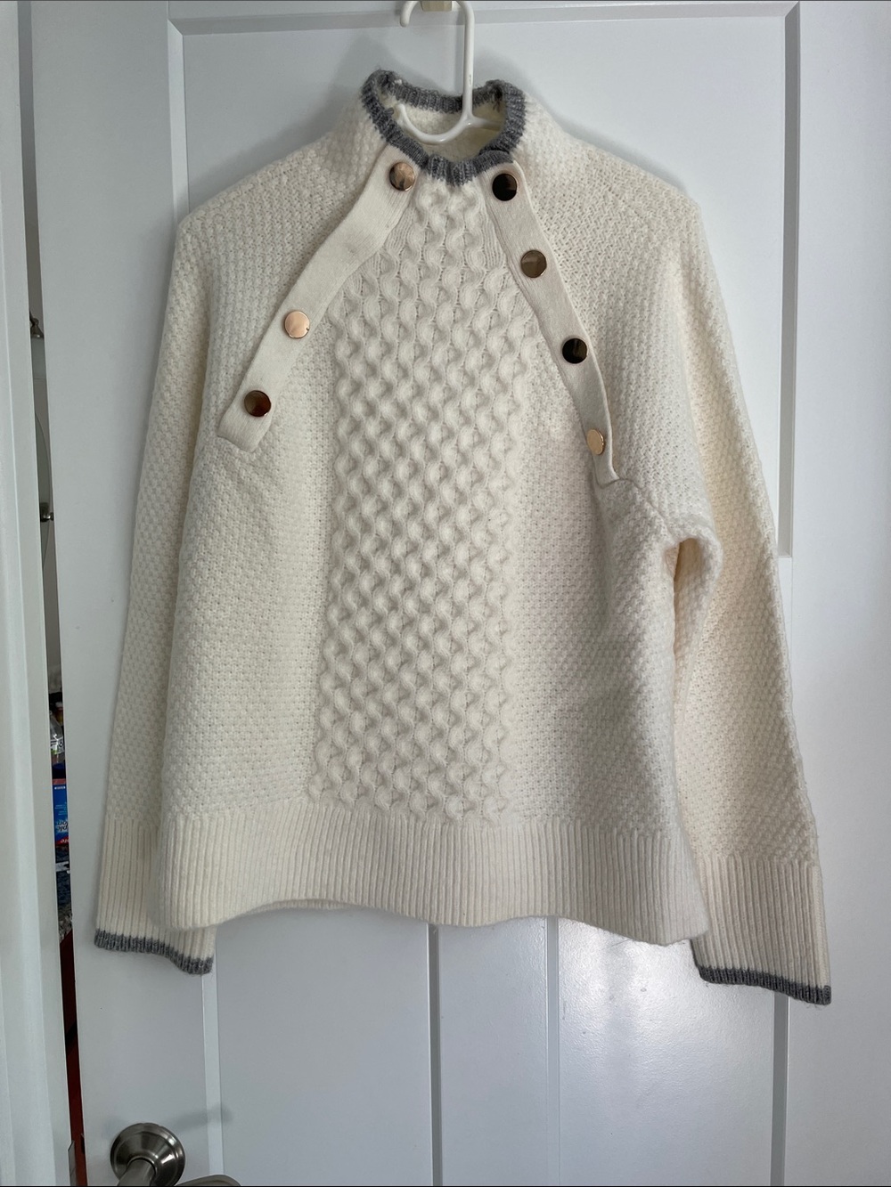 Ann Taylor Cream Cable-Knit gold Button Shoulder Sweater small